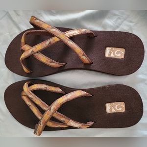Teva Mush Sandals/Brown/Orange--Gently Used